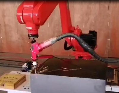 laser welding machine with robot arm