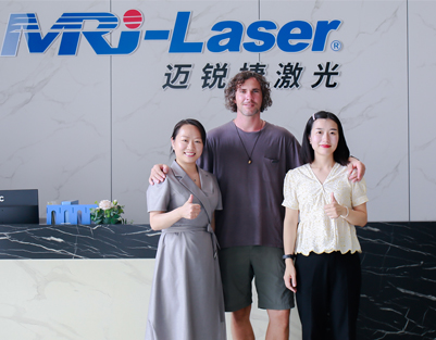 MRJ-laser customer visit
